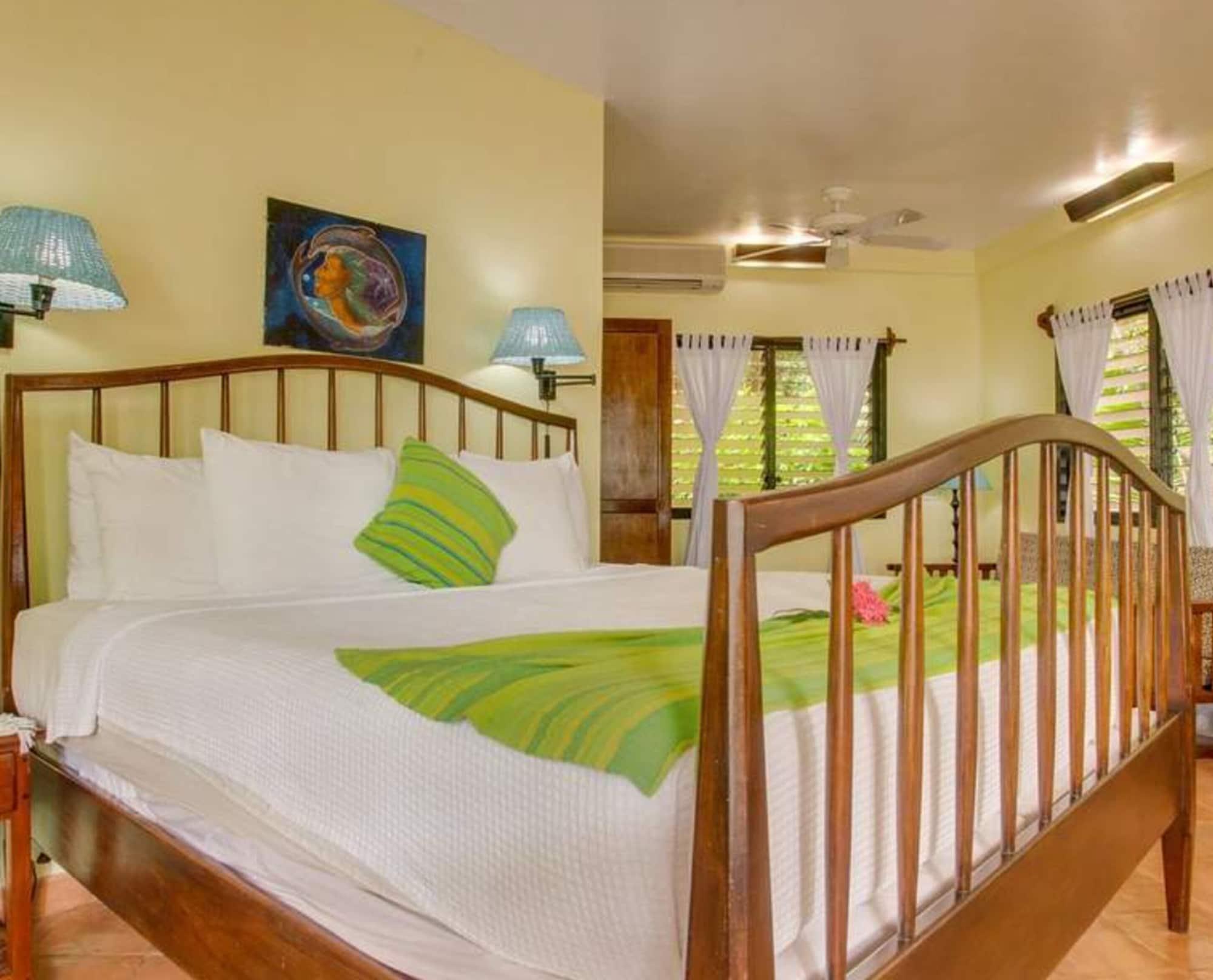 Robert'S Grove Beach Resort Placencia Luaran gambar