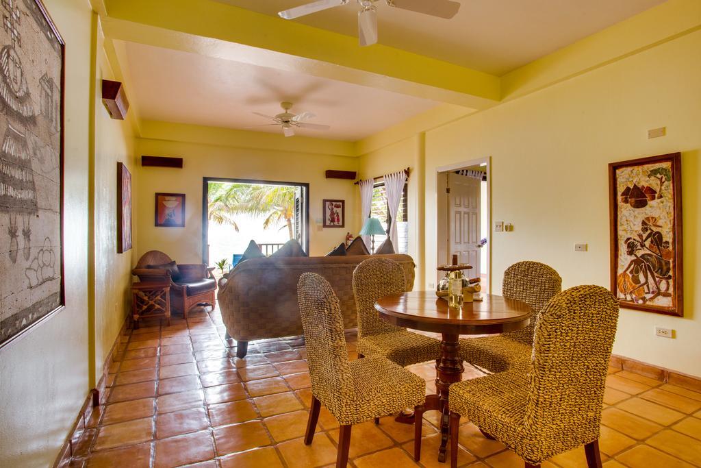 Robert'S Grove Beach Resort Placencia Bilik gambar